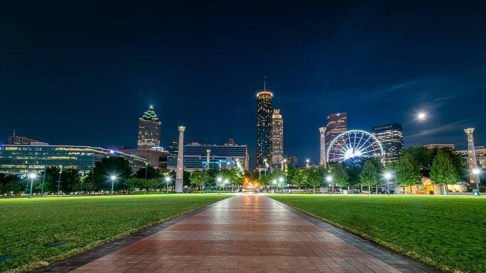 Street view of Georgia city at night
